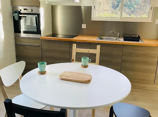 Proche Et Foret דירה *